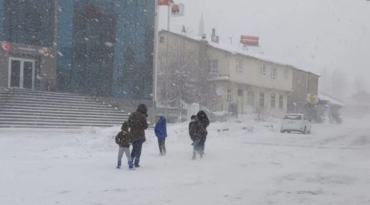 2 Ocak Cuma Okullar Tatil Mi?