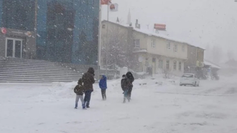 2 Ocak Cuma Okullar Tatil Mi?