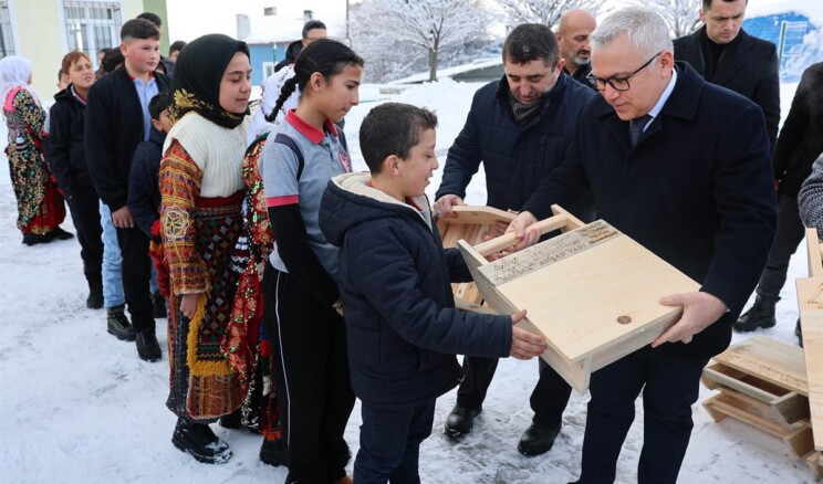 Sosyal Medya Paylaşımı Köy Okuluna Kızak Kazandırdı