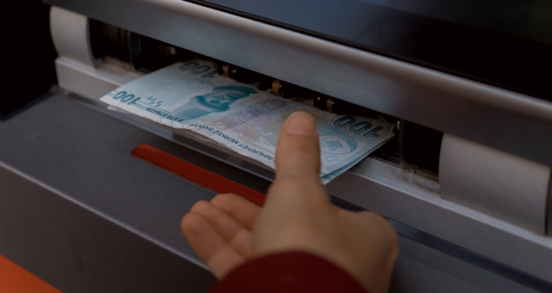  Evlenen Gençlere 2 Yıl Ödemesiz 250 Bin TL!