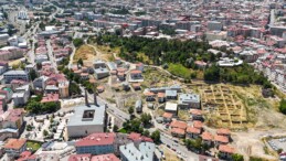 Sivas Kalesi’nde Tarih Yeniden Yazılıyor