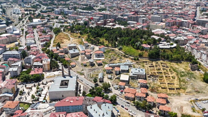 Sivas Kalesi’nde Tarih Yeniden Yazılıyor